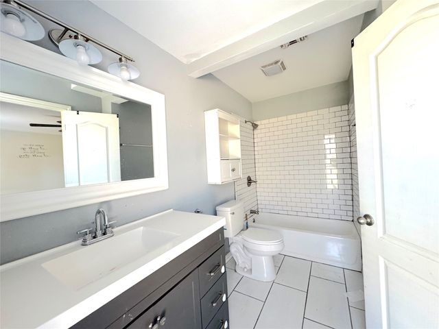 181 County Road 1332, Mt Pleasant, TX 75455