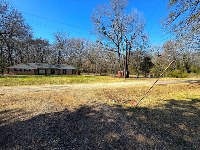 181 County Road 1332, Mt Pleasant, TX 75455