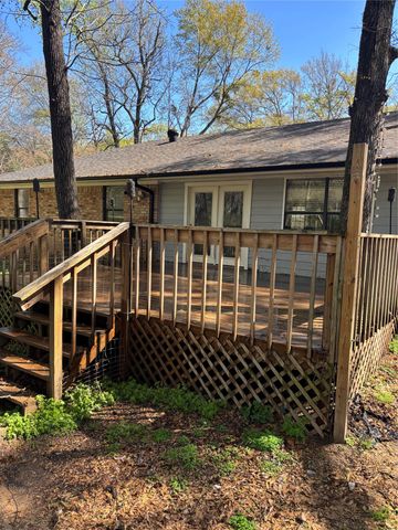 181 County Road 1332, Mt Pleasant, TX 75455