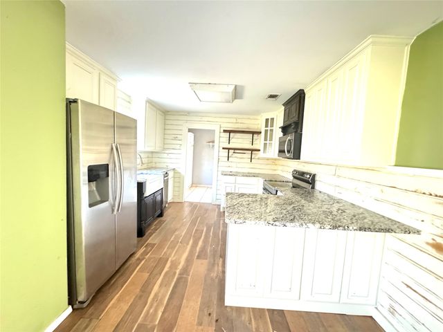 181 County Road 1332, Mt Pleasant, TX 75455