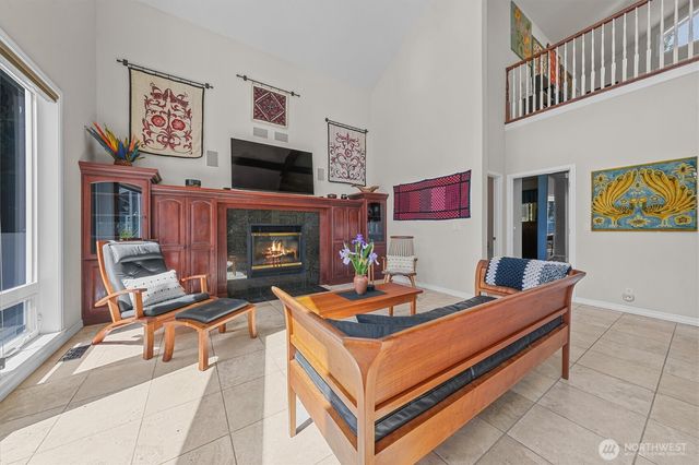 10823 Seaview Drive, Anderson Island, WA 98303