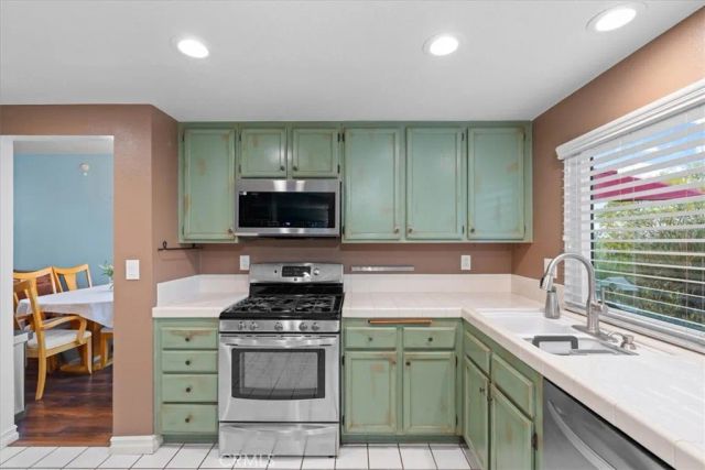 24591 Pantera Court, Murrieta, CA 92562