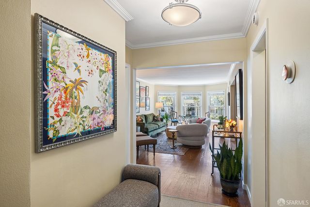 1970 Sacramento Street 102, San Francisco, CA 94109