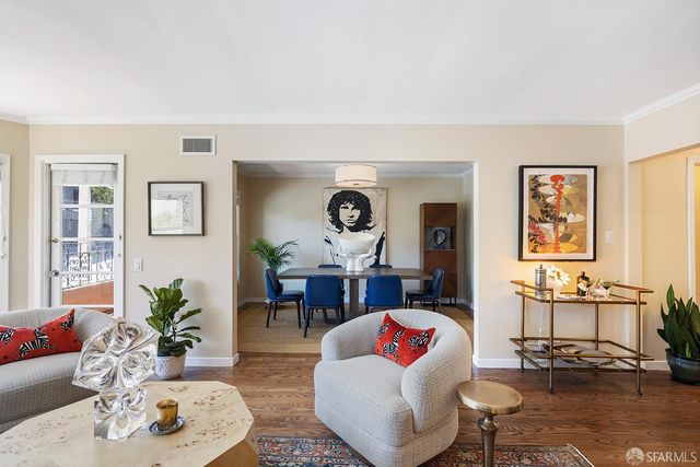 1970 Sacramento Street 102, San Francisco, CA 94109