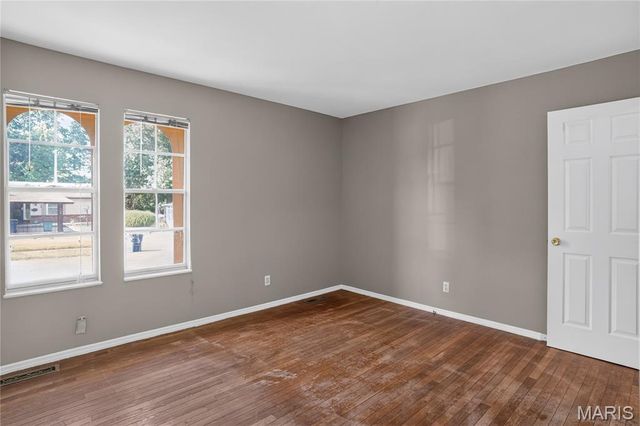 5129 Longhorn Trail, Florissant, MO 63033