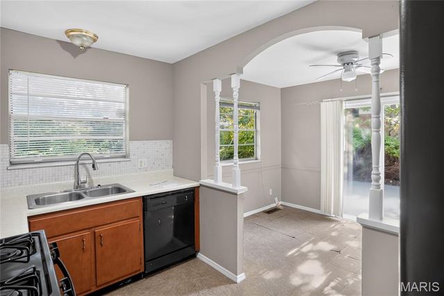 5129 Longhorn Trail, Florissant, MO 63033
