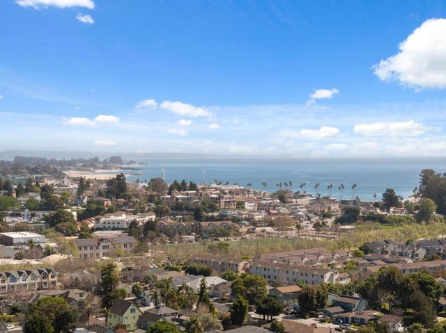148 Walti Street, Santa Cruz, CA 95060