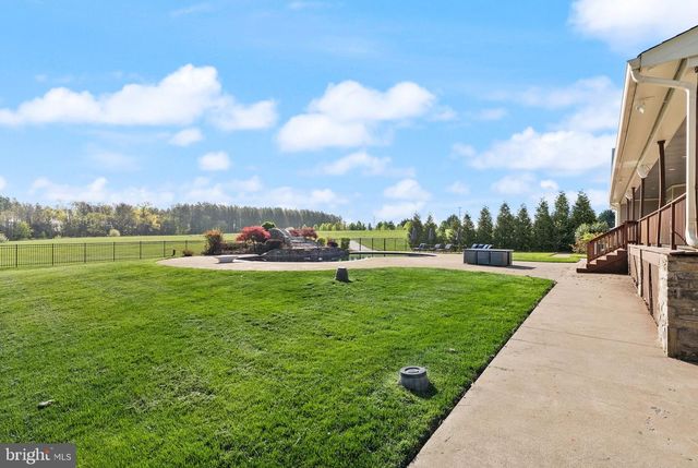 9351 MACKENZIE MEADOW CT, Nokesville, VA 20181