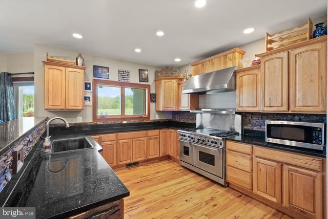 9351 MACKENZIE MEADOW CT, Nokesville, VA 20181