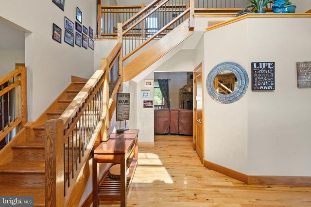 9351 MACKENZIE MEADOW CT, Nokesville, VA 20181