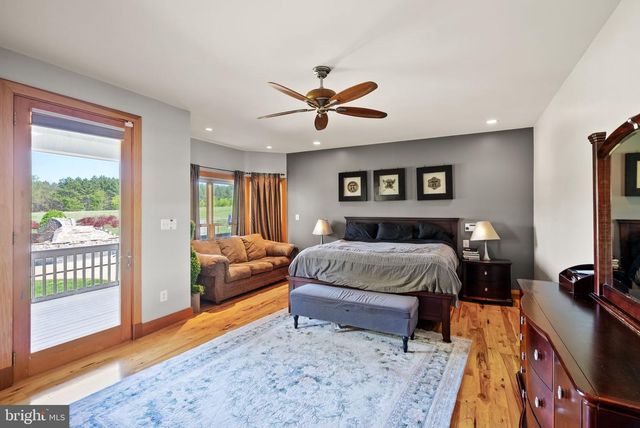 9351 MACKENZIE MEADOW CT, Nokesville, VA 20181