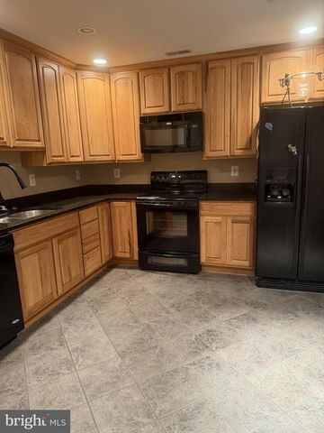 9351 MACKENZIE MEADOW CT, Nokesville, VA 20181