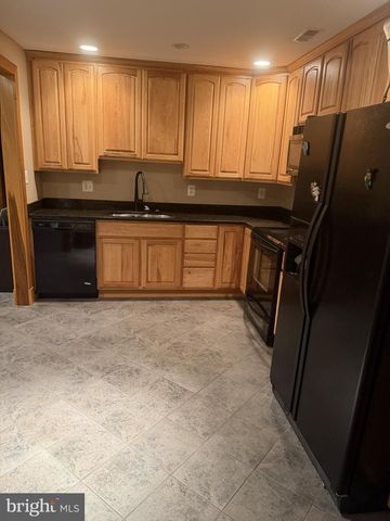 9351 MACKENZIE MEADOW CT, Nokesville, VA 20181