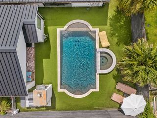 1054 Gardenia Drive, Houston, TX 77018