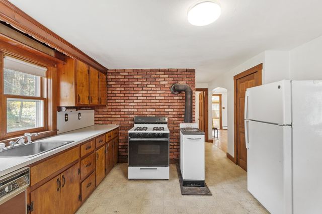 94 Amherst Road, Merrimack, NH 03054