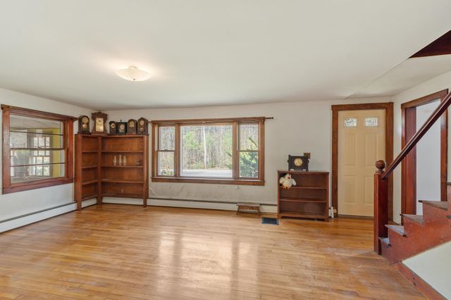 94 Amherst Road, Merrimack, NH 03054