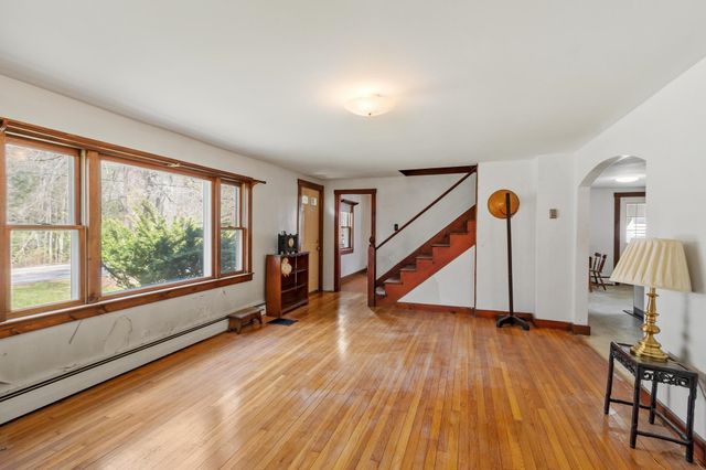 94 Amherst Road, Merrimack, NH 03054