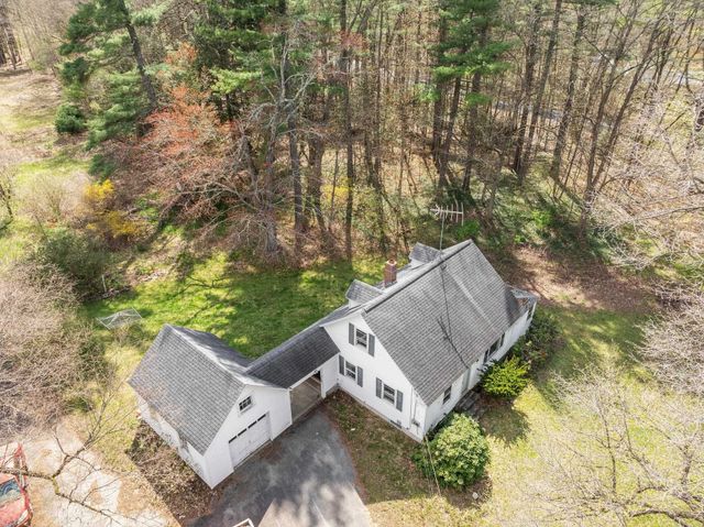 94 Amherst Road, Merrimack, NH 03054