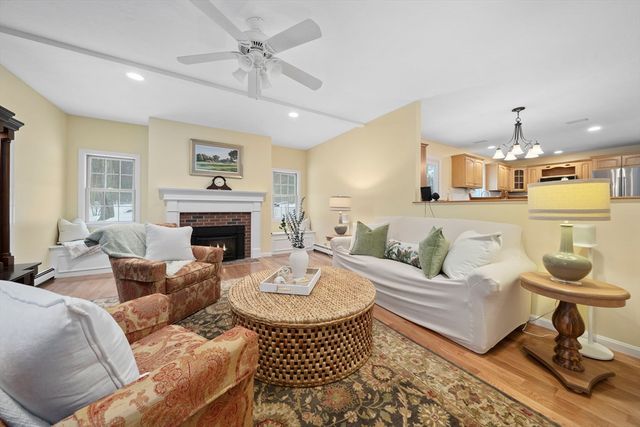 86 Telegraph Hill Road, Marshfield, MA 02050