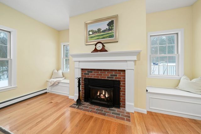 86 Telegraph Hill Road, Marshfield, MA 02050