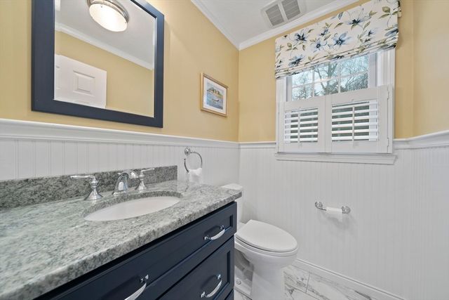 86 Telegraph Hill Road, Marshfield, MA 02050