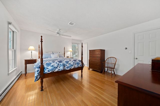 86 Telegraph Hill Road, Marshfield, MA 02050