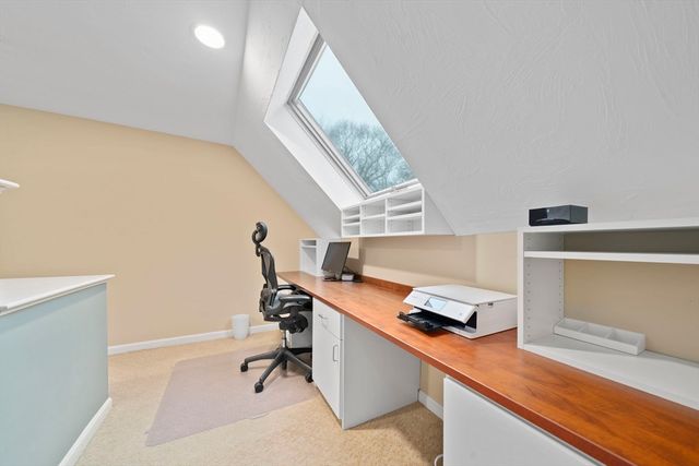 86 Telegraph Hill Road, Marshfield, MA 02050