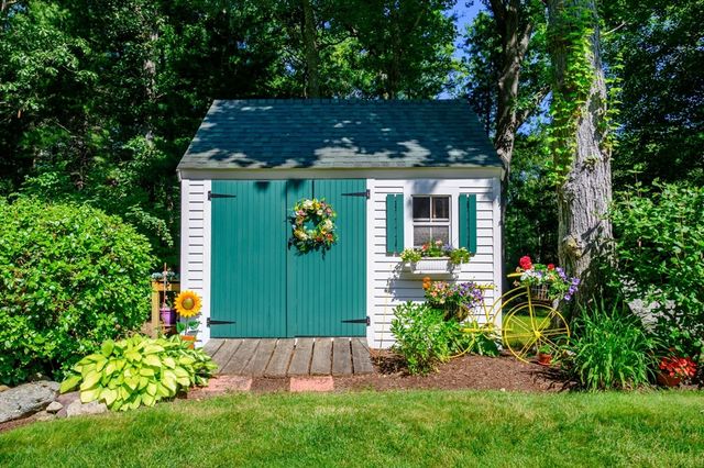 86 Telegraph Hill Road, Marshfield, MA 02050