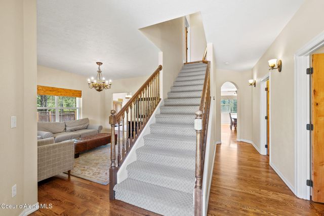 7308 E Greyridge Rd, Athol, ID 83801