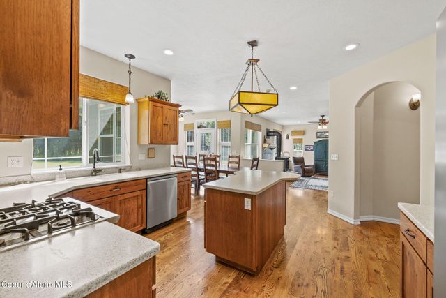 7308 E Greyridge Rd, Athol, ID 83801