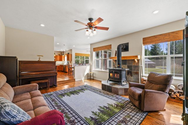 7308 E Greyridge Rd, Athol, ID 83801