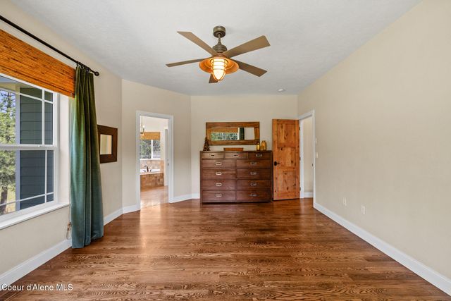 7308 E Greyridge Rd, Athol, ID 83801