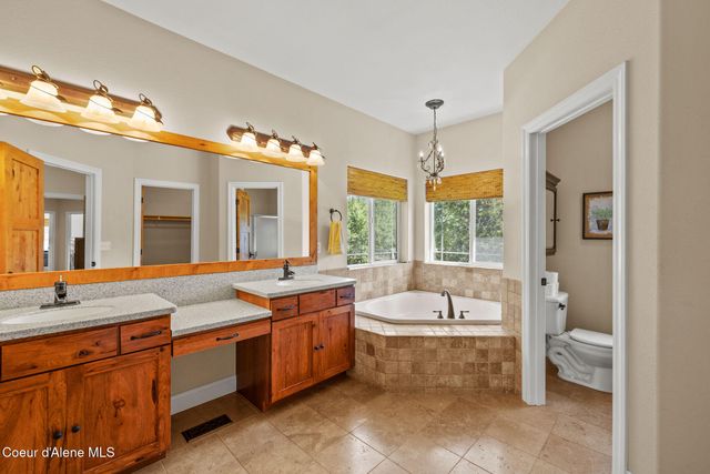 7308 E Greyridge Rd, Athol, ID 83801