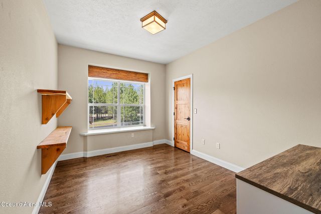 7308 E Greyridge Rd, Athol, ID 83801