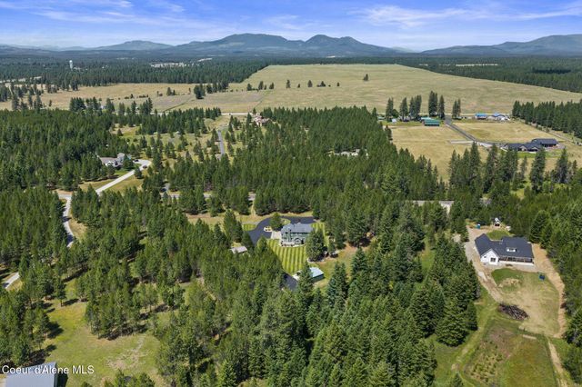 7308 E Greyridge Rd, Athol, ID 83801