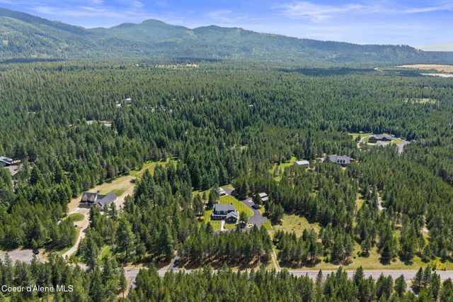 7308 E Greyridge Rd, Athol, ID 83801