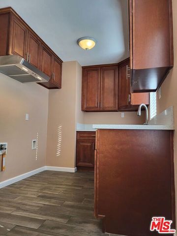 6636 Granger Avenue, Bell Gardens, CA 90201