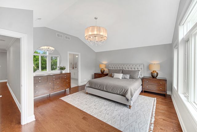 5622 Belmont Road, Downers Grove, IL 60516