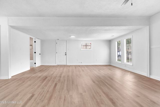 2919 Normandy Drive, Horn Lake, MS 38637