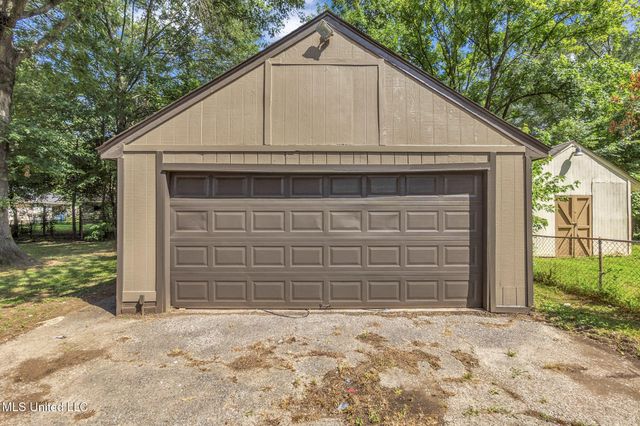 2919 Normandy Drive, Horn Lake, MS 38637