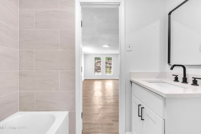 2919 Normandy Drive, Horn Lake, MS 38637