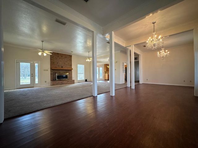 8099 W Interstate Highway 30, Cumby, TX 75433