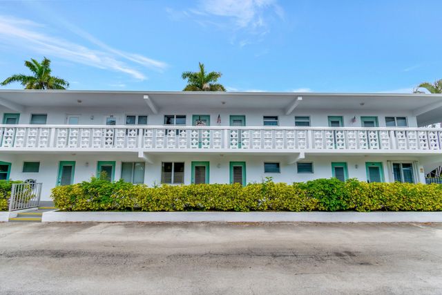 2161 NE 42nd Court, Lighthouse Point, FL 33064
