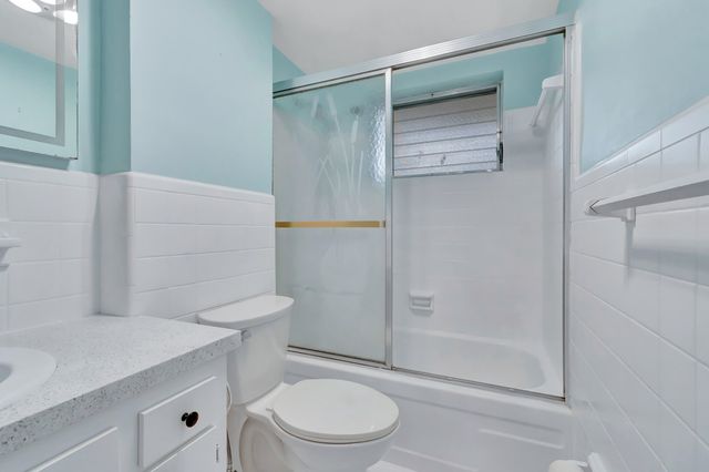 2161 NE 42nd Court, Lighthouse Point, FL 33064