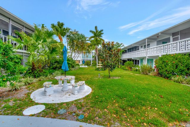 2161 NE 42nd Court, Lighthouse Point, FL 33064