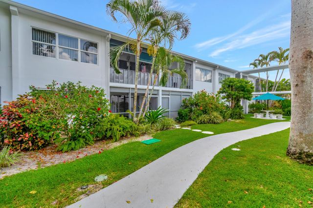 2161 NE 42nd Court, Lighthouse Point, FL 33064