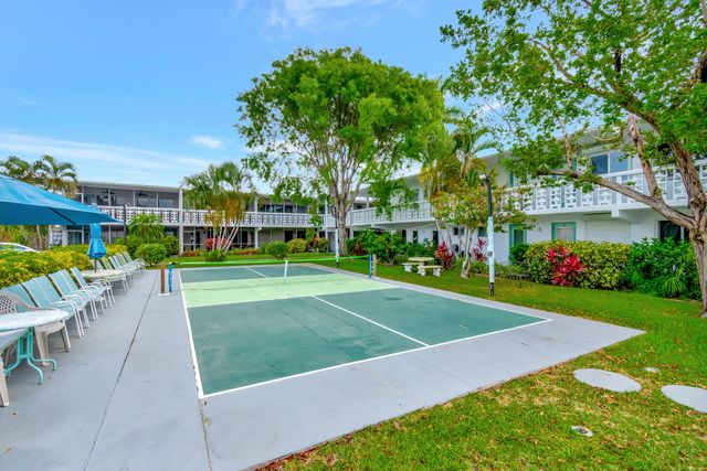 2161 NE 42nd Court, Lighthouse Point, FL 33064