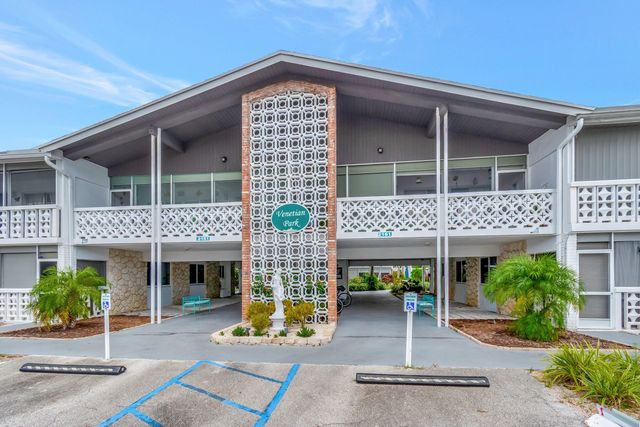 2161 NE 42nd Court, Lighthouse Point, FL 33064