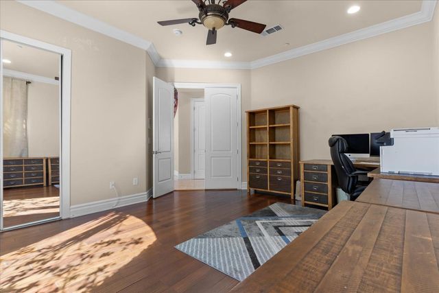 9570 S Canyon Ct, Orangevale, CA 95662