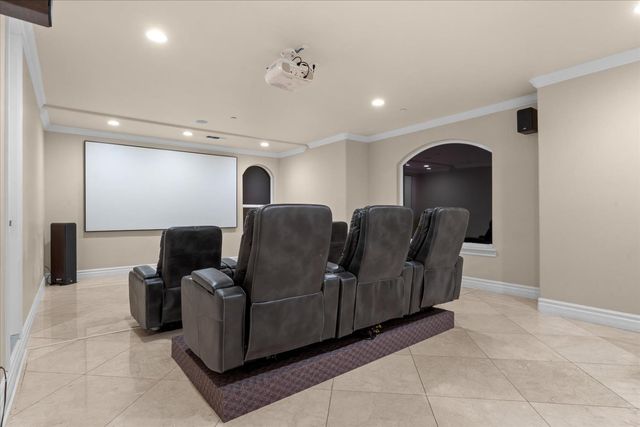 9570 S Canyon Ct, Orangevale, CA 95662